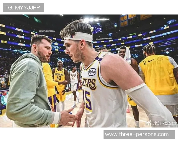 东契奇稀有暴扣引热议！湖人将帅盛赞 卢卡：我能扣仅仅不想一向扣